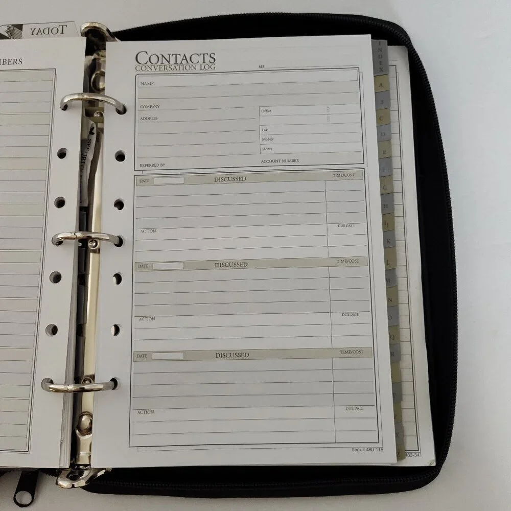 Day Runner Black Zippered Planner